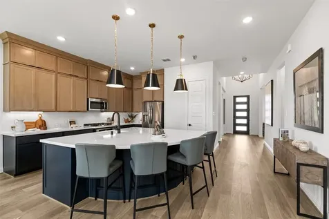 2110 Villa Flora Lane Friendswood TX 77546
