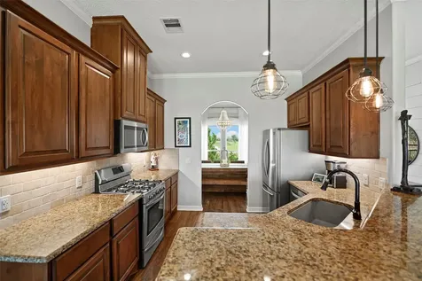 5649 Pioneer Trail Sealy TX 77474