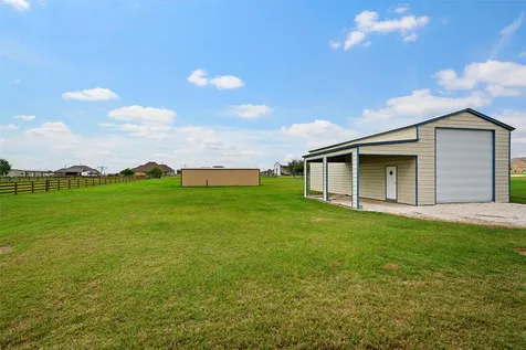 5649 Pioneer Trail Sealy TX 77474