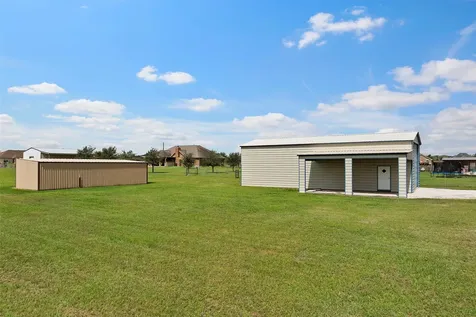 5649 Pioneer Trail Sealy TX 77474