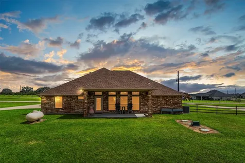 5649 Pioneer Trail Sealy TX 77474
