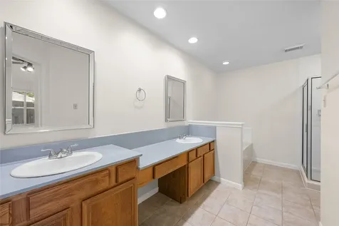 17402 Eastwood Circle Houston TX 77095