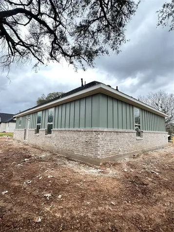 3910 Sunrise Lane Damon TX 77430