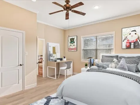 5 Harbor Lane Kemah TX 77565