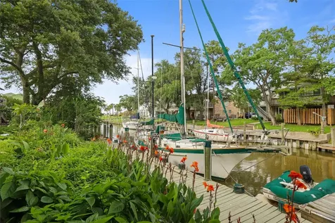 5 Harbor Lane Kemah TX 77565