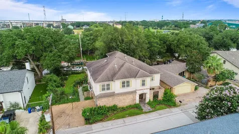 5 Harbor Lane Kemah TX 77565