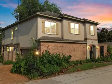 5 Harbor Lane Kemah TX 77565