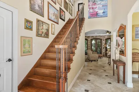 5 Harbor Lane Kemah TX 77565