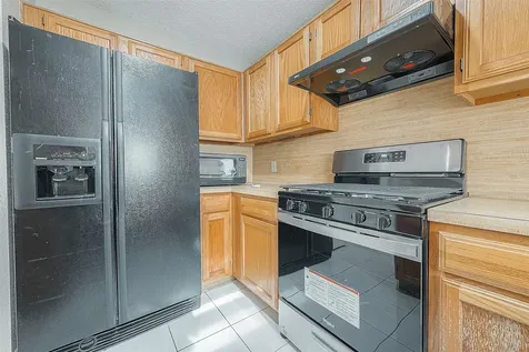 3231 E Heatherock Circle Sugar Land TX 77479