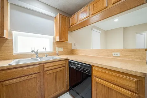 3231 E Heatherock Circle Sugar Land TX 77479