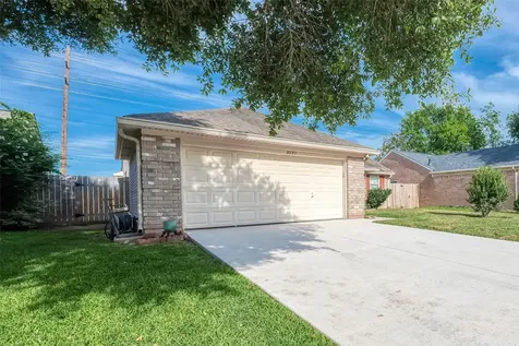 3231 E Heatherock Circle Sugar Land TX 77479