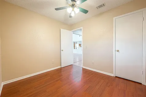 3231 E Heatherock Circle Sugar Land TX 77479