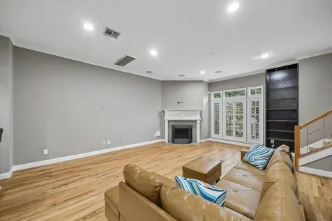 5104 Fairmont Street Houston TX 77005