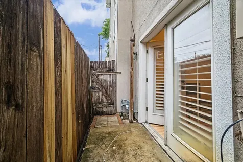 5104 Fairmont Street Houston TX 77005