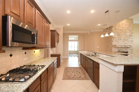 5803 Oakdale Meadows Spring TX 77379