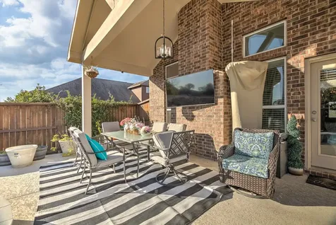 209 Meadow Ridge Way Clute TX 77531