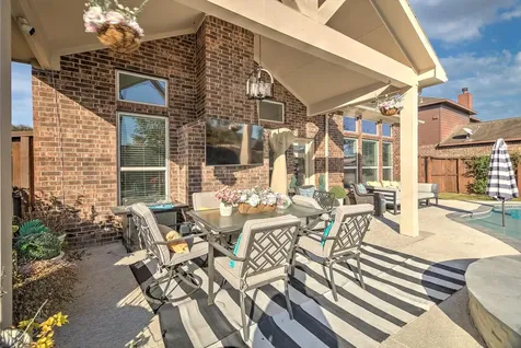 209 Meadow Ridge Way Clute TX 77531