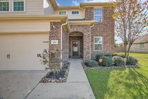 209 Meadow Ridge Way Clute TX 77531