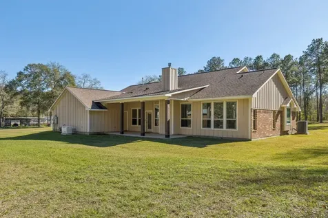 118 Roosevelt Street Shepherd TX 77371
