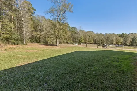 118 Roosevelt Street Shepherd TX 77371