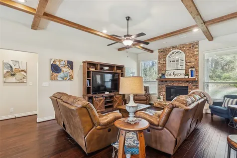 118 Roosevelt Street Shepherd TX 77371