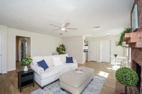 10427 Huntington Crest Drive Houston TX 77099