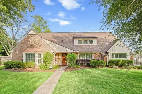 8003 Twin Hills Drive Houston TX 77071