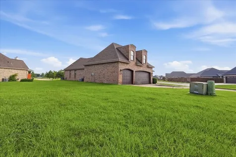 7716 Pond Circle Beaumont TX 77707