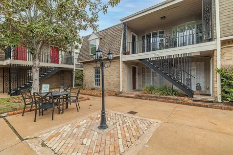 2621 Marilee Lane 3 Houston TX 77057