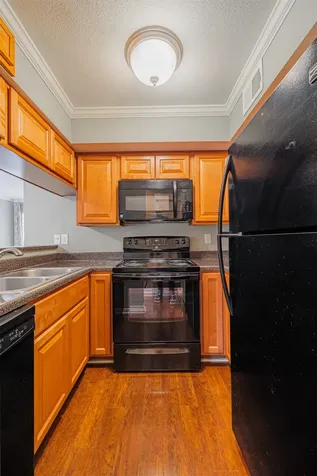 2621 Marilee Lane 3 Houston TX 77057