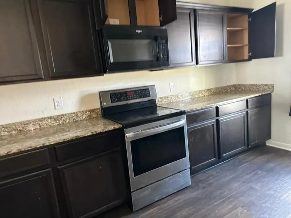 6722 Sabinal San Antonio TX 78252