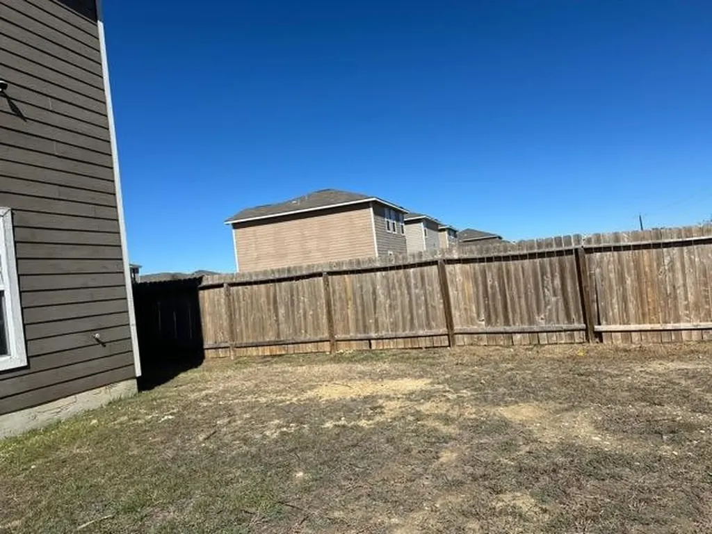 6722 Sabinal San Antonio TX 78252