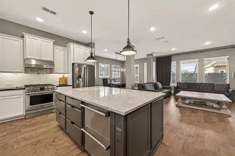 718 Sundance Glen Way Richmond TX 77406