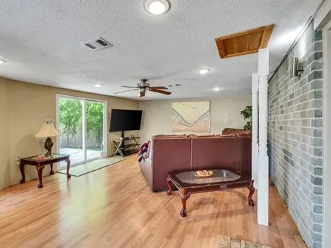 634 Bright Penny Lane Houston TX 77015