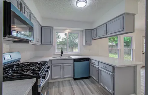 5727 Longforest Drive Houston TX 77088