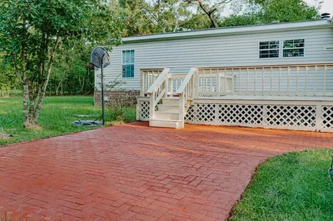 177 County Road 3189b Cleveland TX 77327