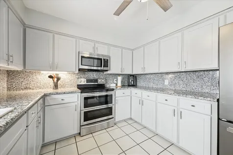 15 S Curlew Street La Marque TX 77568