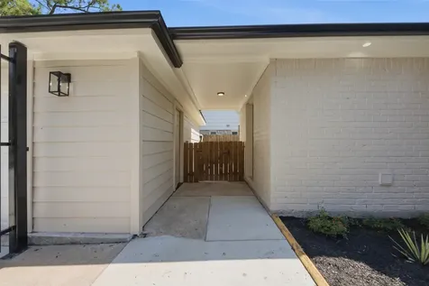2207 Crystal Hills Drive Houston TX 77077