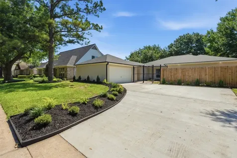 2207 Crystal Hills Drive Houston TX 77077