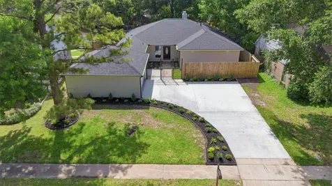 2207 Crystal Hills Drive Houston TX 77077
