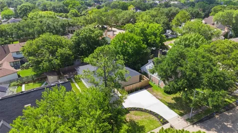2207 Crystal Hills Drive Houston TX 77077