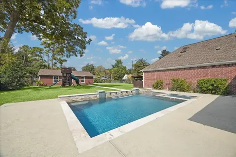 9206 Westview Drive Houston TX 77055