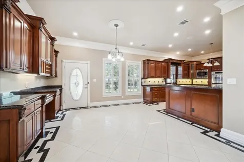 9206 Westview Drive Houston TX 77055