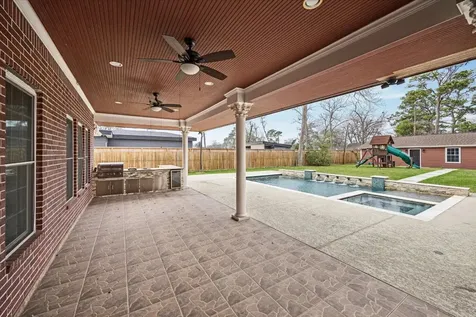 9206 Westview Drive Houston TX 77055
