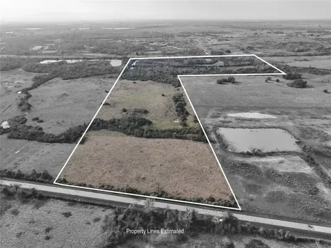000 Schindler Road Alleyton TX 78935