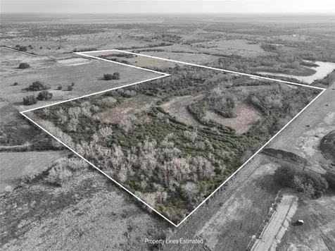 000 Schindler Road Alleyton TX 78935