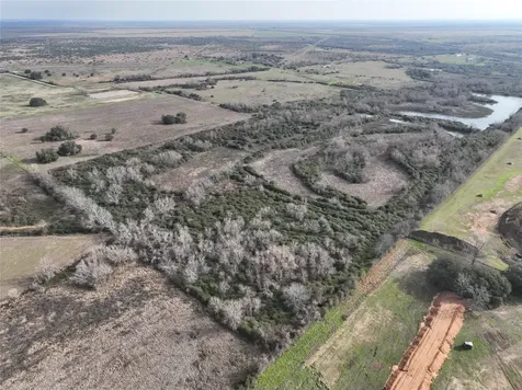 000 Schindler Road Alleyton TX 78935