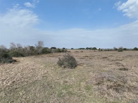 000 Schindler Road Alleyton TX 78935