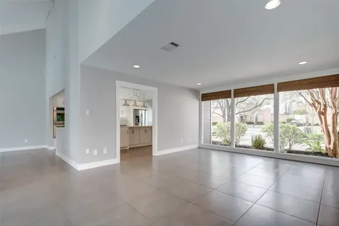 1107 Stoney Hill Houston TX 77077