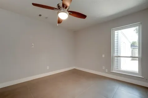 1107 Stoney Hill Houston TX 77077
